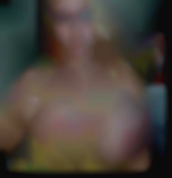 In phenomenal physical women shape from Painesville Ohio.